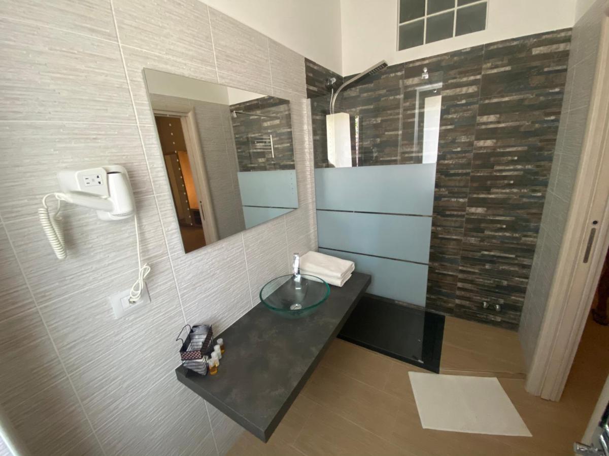 B&B La Perla & Suites 바리 외부 사진