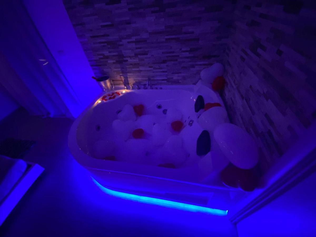 B&B La Perla & Suites 바리 외부 사진